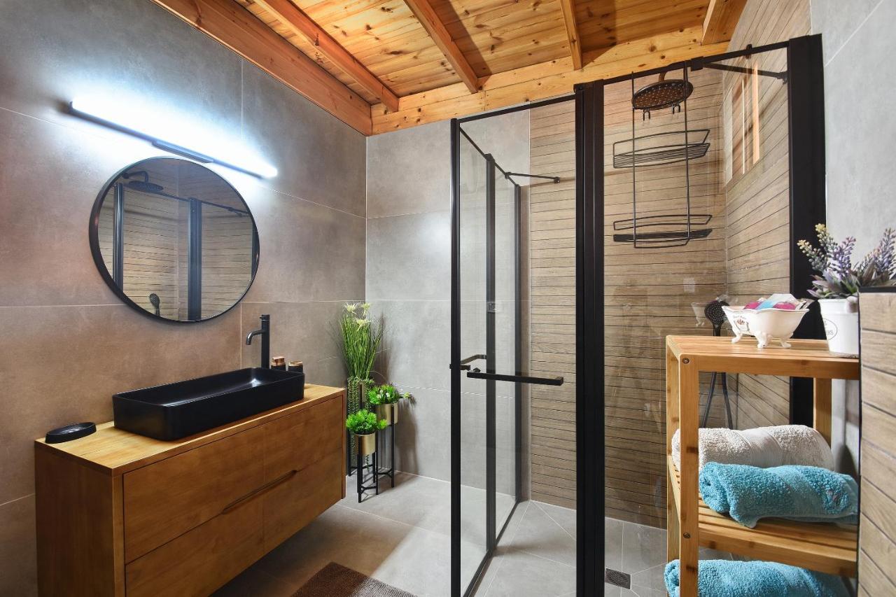 Vila Tal Nof Cabins Manot Exteriér fotografie