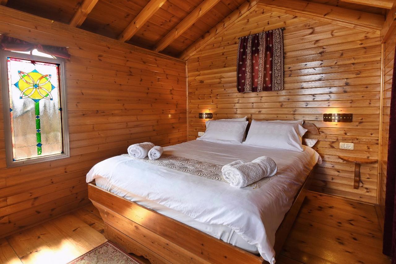 Vila Tal Nof Cabins Manot Exteriér fotografie