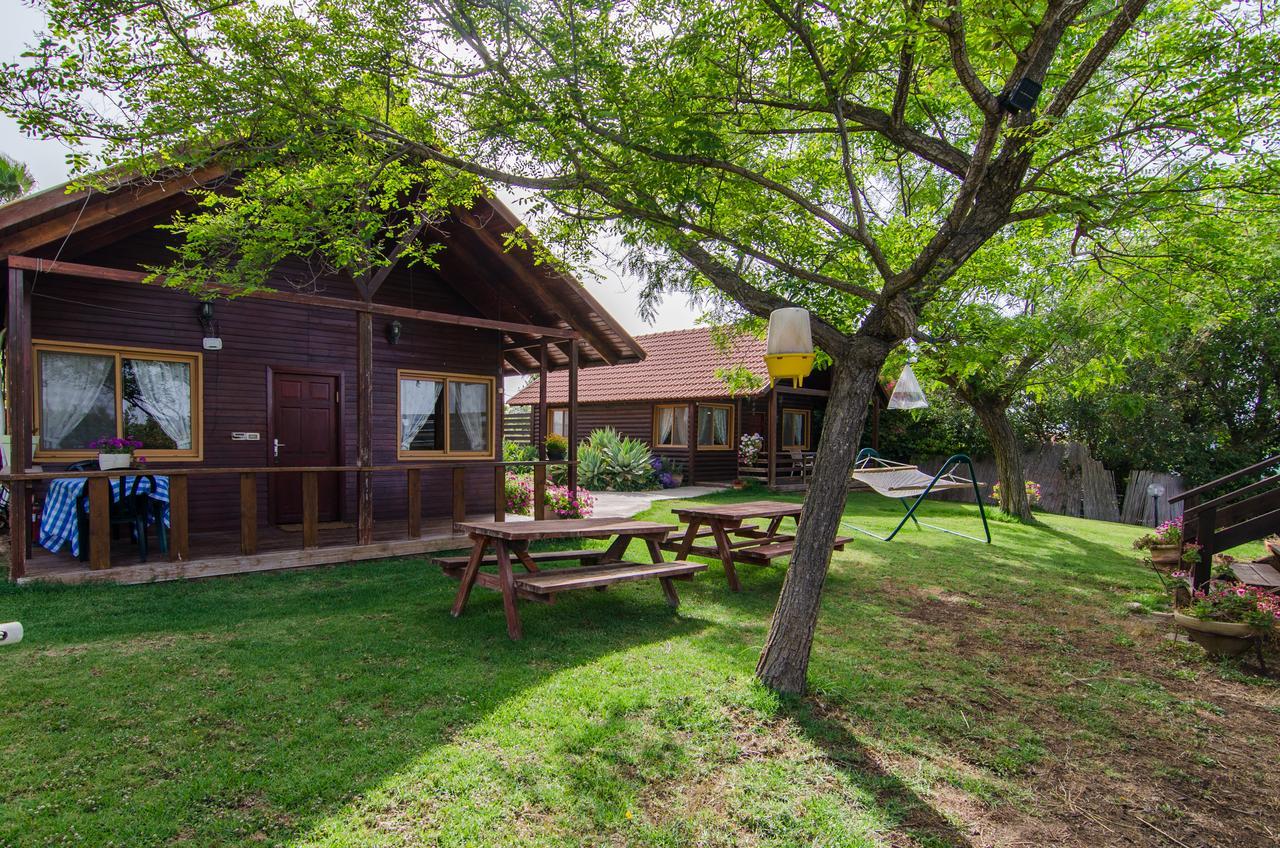 Vila Tal Nof Cabins Manot Exteriér fotografie