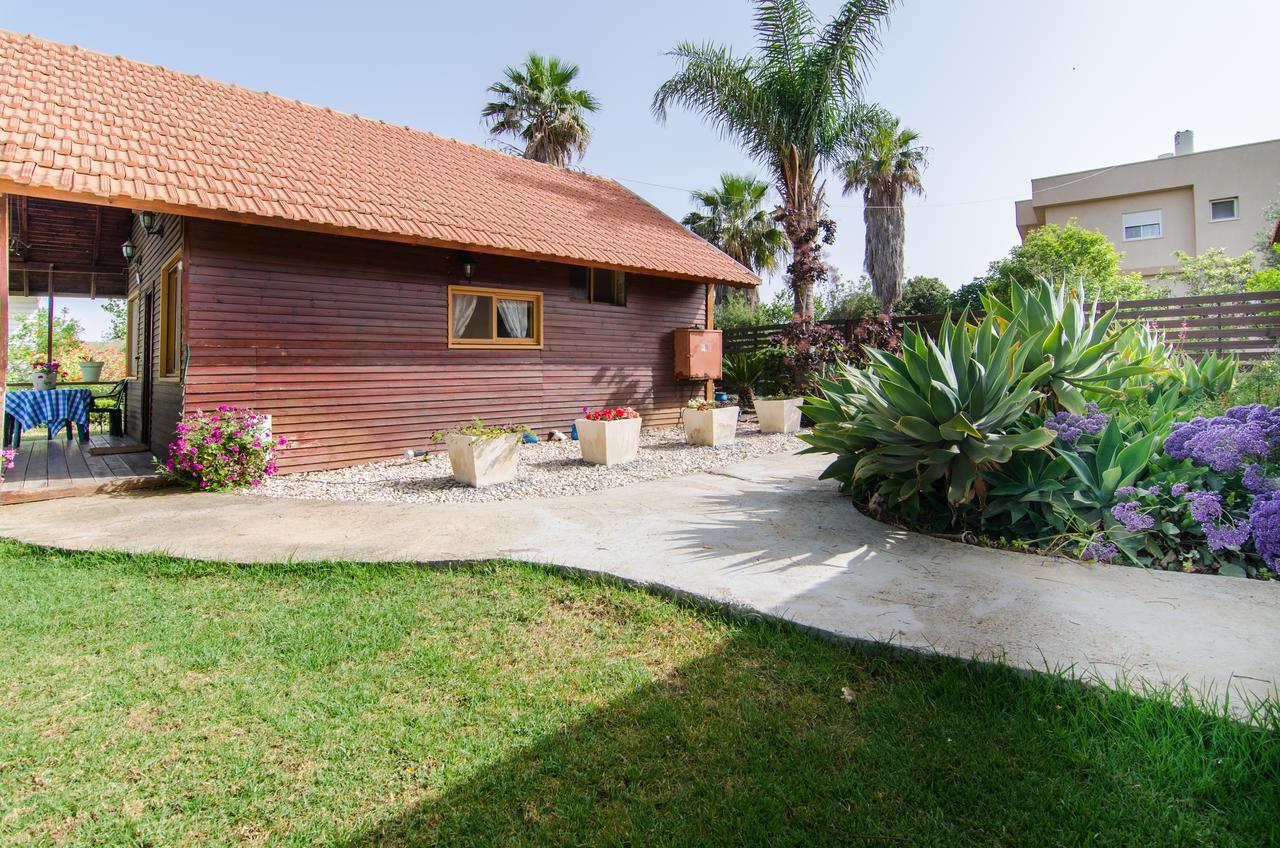 Vila Tal Nof Cabins Manot Exteriér fotografie